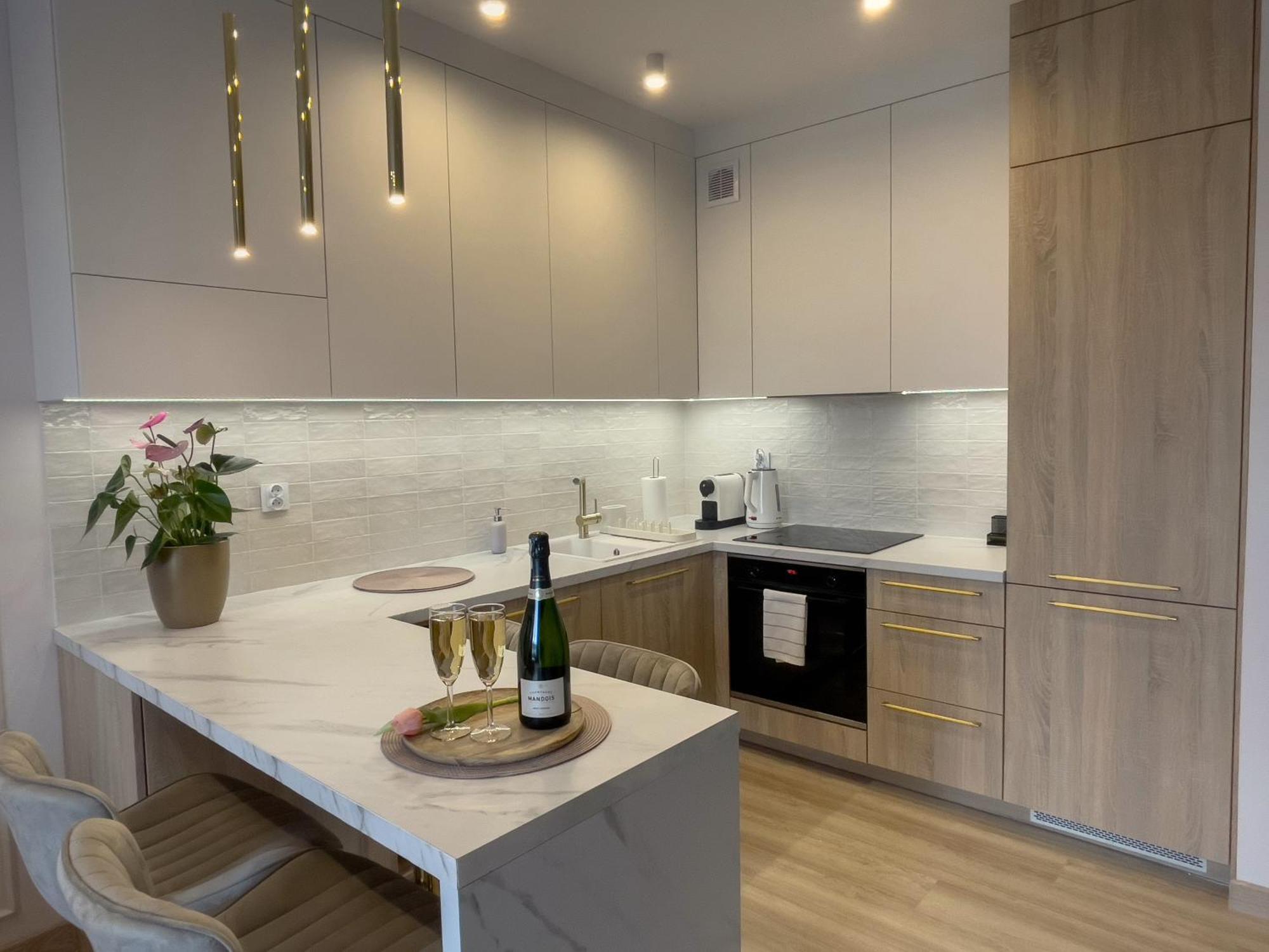 Urban Apartments Luxury Opolska 10 No 29, Free Garage, Self Check-In Katowice Exterior photo